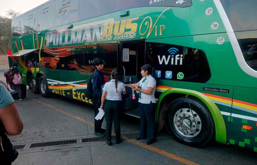Bus en la terminal