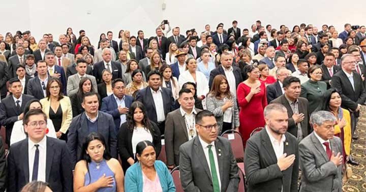 DIPUTADOS