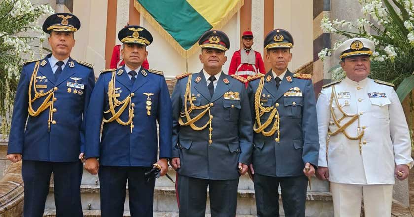 ALTO-MANDO-MILITAR