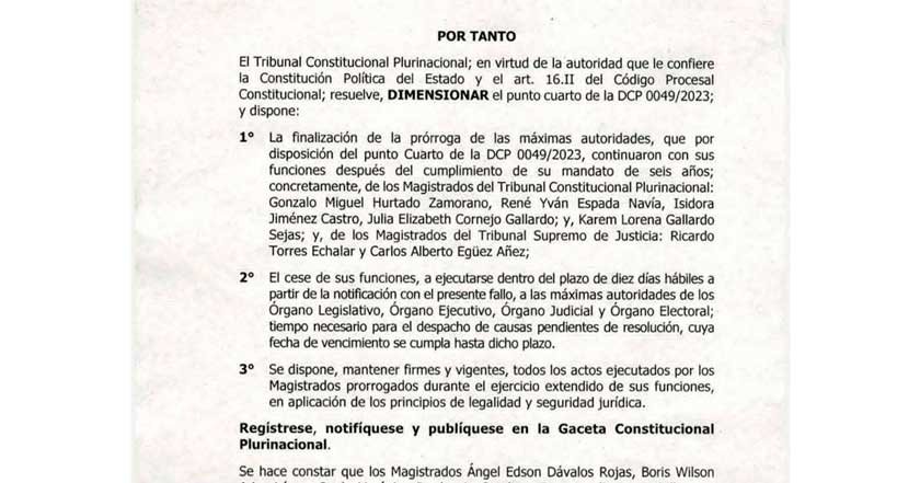 AUTO-CONSTITUCIONAL