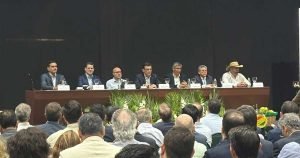 CAINCO-SE-REUNE-CON-PAZ