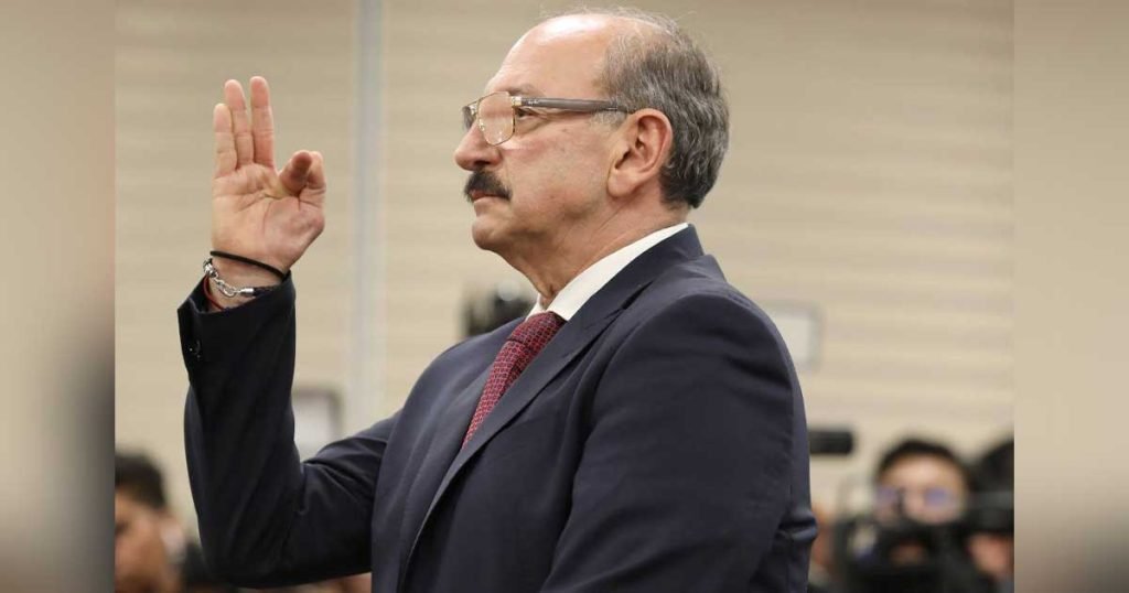 PROCURADOR-LEÓN