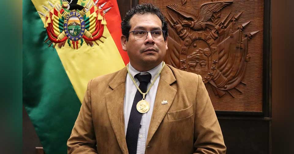 ROBERTO-JULIO-CASTRO-SALAZAR,-presidente-de-Diputados