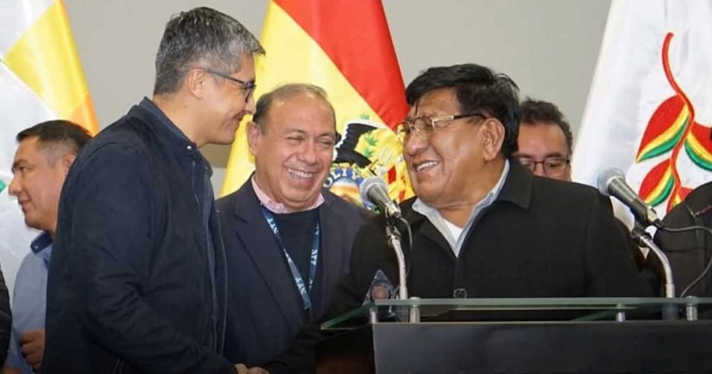 MINISTRO-Y-LUCIO