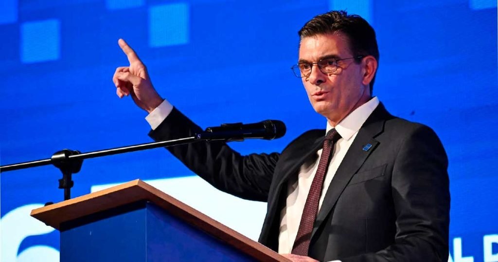 RODRIGO-PAZ