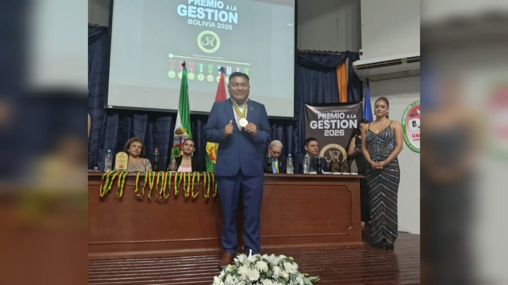 El alcalde de Colcapirhua, Nelson Gallinate, durante el evento.