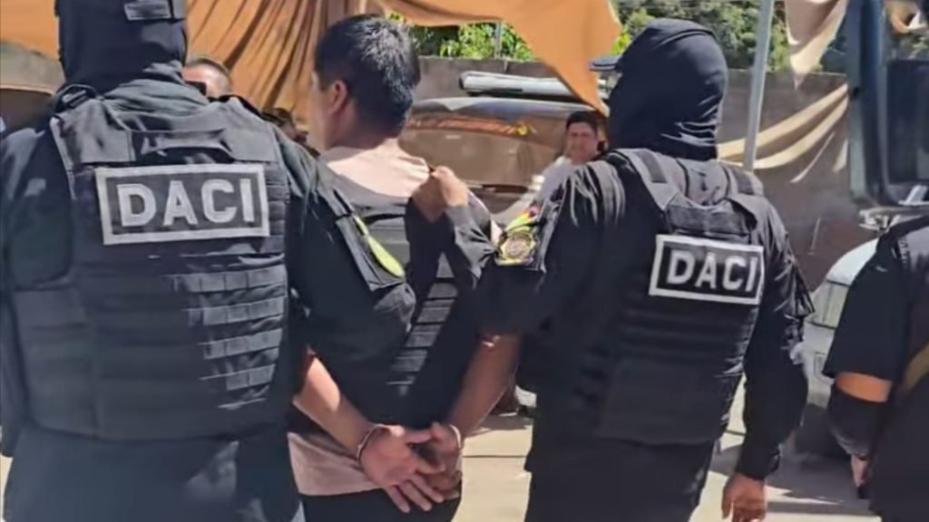Aprehendido fue trasladado de Santa Cruz a Cochabamba. INFO POLICIAL CBBA