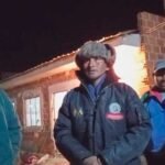 “No los voy a olvidar”: La emotiva despedida de los transportistas al héroe que los refugió