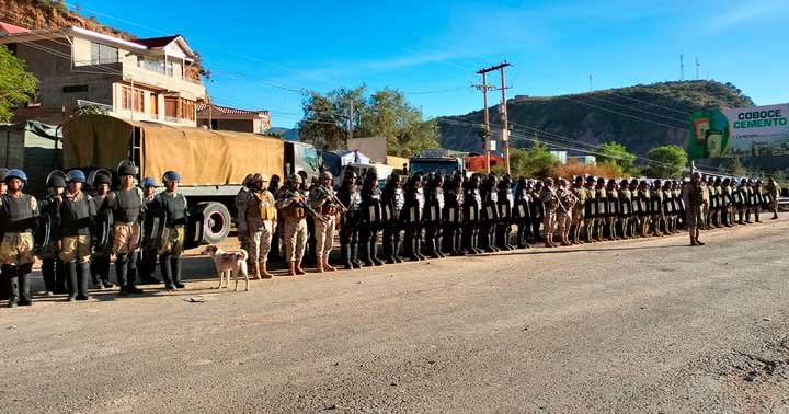 POLICIAS-Y-MILITARES