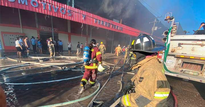 INCENDIO-EN-SANTA-CRUZ