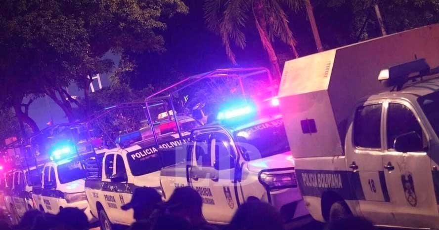 POLICÍA