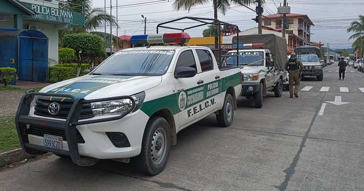POLICIA---TROPICO