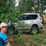 Villa Tunari: hallan a comerciante de coca asesinado de 23 puñaladas dentro de su auto